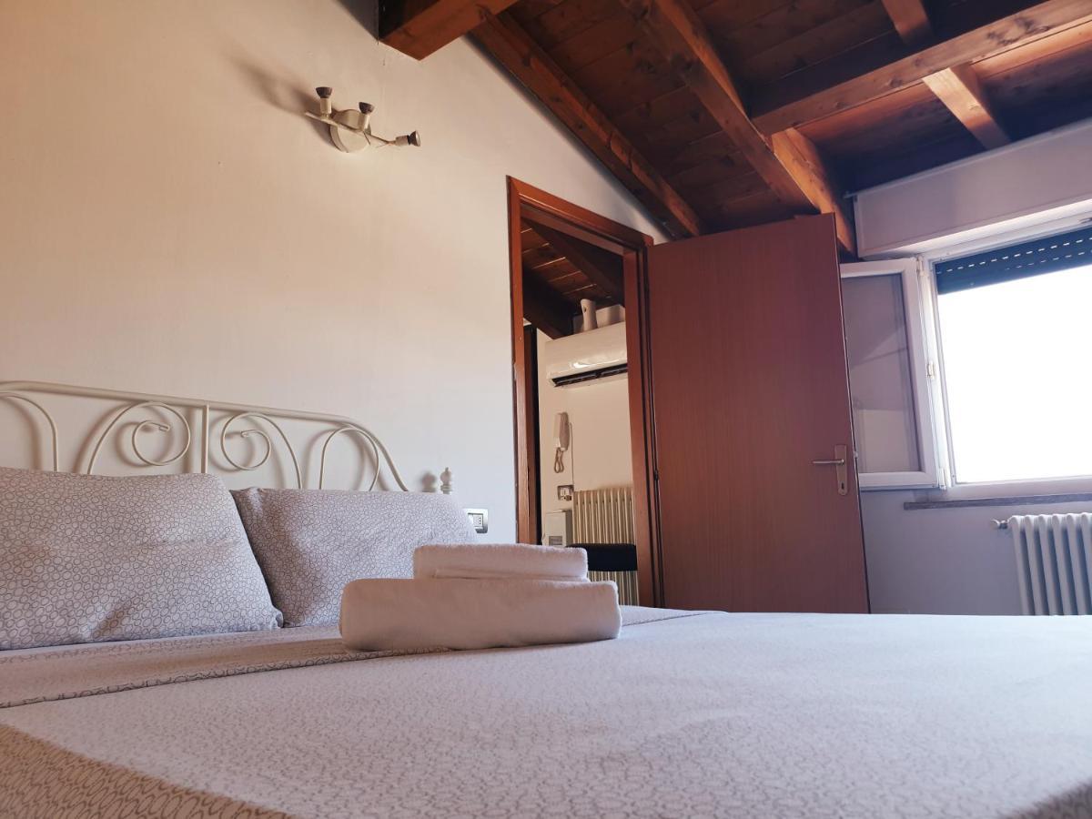 Leonardo Da Vinci / Galeazzi Appartement Milaan Buitenkant foto